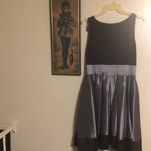 SL fashions metallic gray dress. Size large.